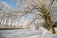 Kasteelgracht in winter PVH3-16641