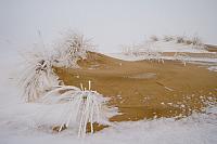 Zandduin met sneeuw PVH70a-0327